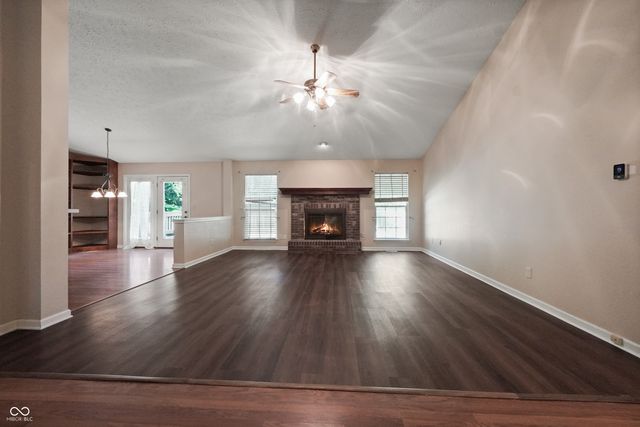 5682 Perry Road, Martinsville, IN 46151