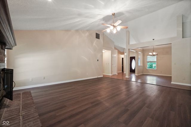 5682 Perry Road, Martinsville, IN 46151