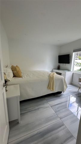 13411 SW 17th Ct, Miramar, FL 33027