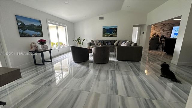 13411 SW 17th Ct, Miramar, FL 33027