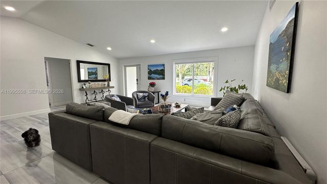 13411 SW 17th Ct, Miramar, FL 33027