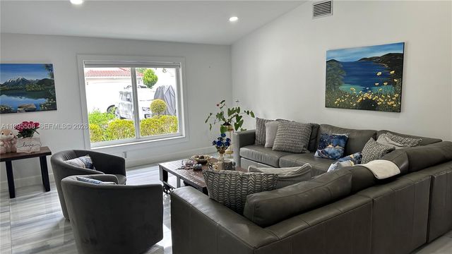 13411 SW 17th Ct, Miramar, FL 33027