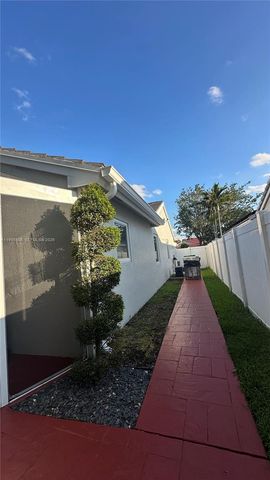 13411 SW 17th Ct, Miramar, FL 33027