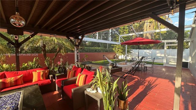 13411 SW 17th Ct, Miramar, FL 33027