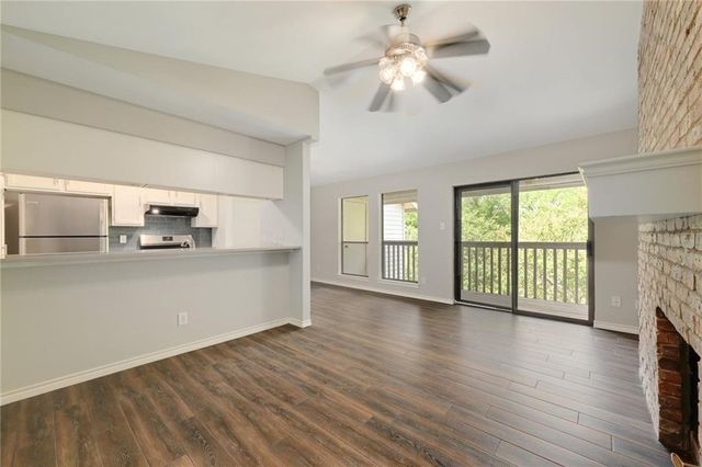 3839 SE Dry Creek DR 244, Austin, TX 78731