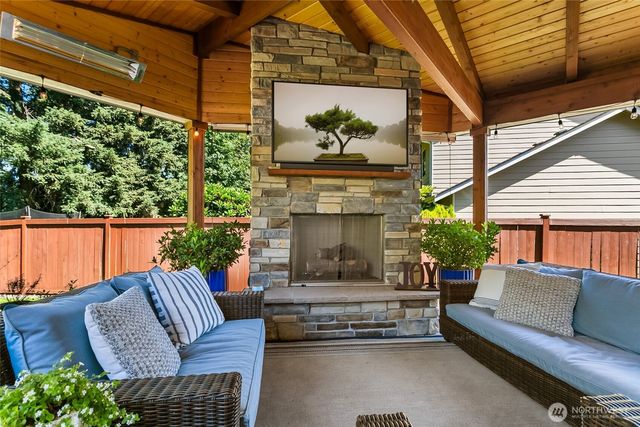 2715 17th Avenue Ct SW, Puyallup, WA 98371