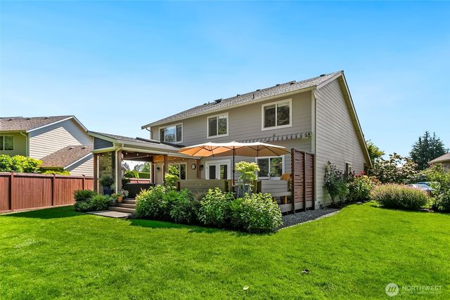 2715 17th Avenue Ct SW, Puyallup, WA 98371