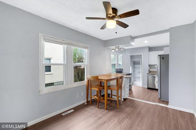 1868 Hawthorne Avenue E, Saint Paul, MN 55119