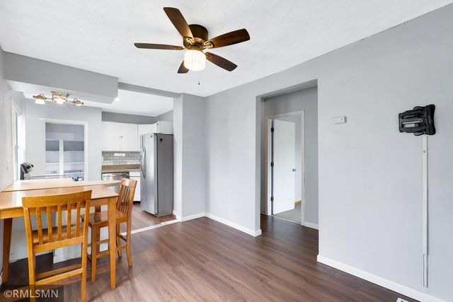 1868 Hawthorne Avenue E, Saint Paul, MN 55119