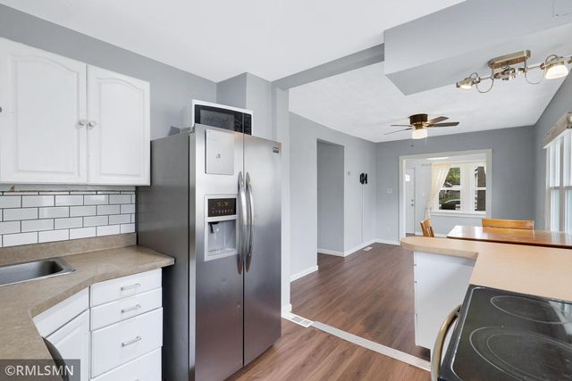 1868 Hawthorne Avenue E, Saint Paul, MN 55119