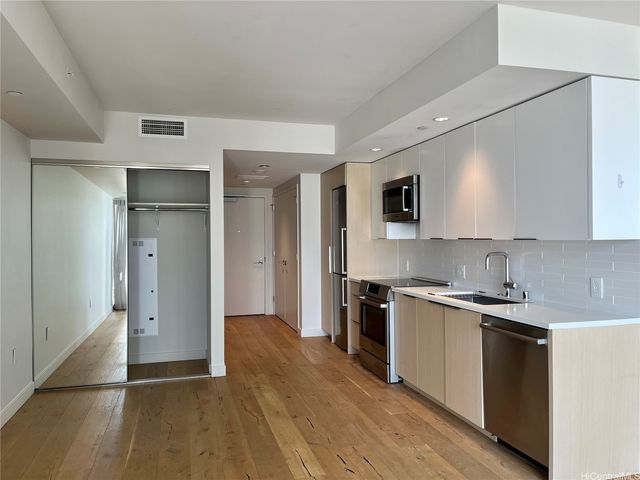 1001 Queen Street 1511, Honolulu, HI 96814