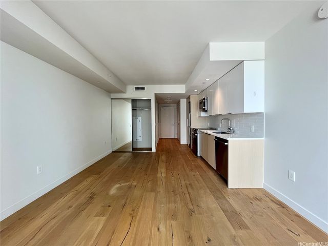 1001 Queen Street 1511, Honolulu, HI 96814