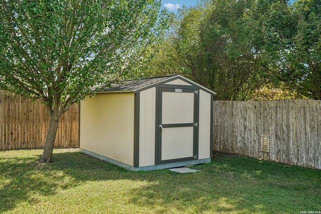 3344 ASHLEYS WAY, Marion, TX 78124