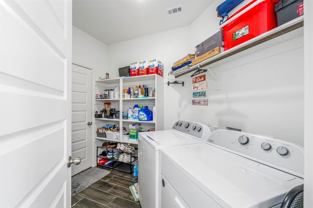 8232 Cheetah Path, Godley, TX 76044