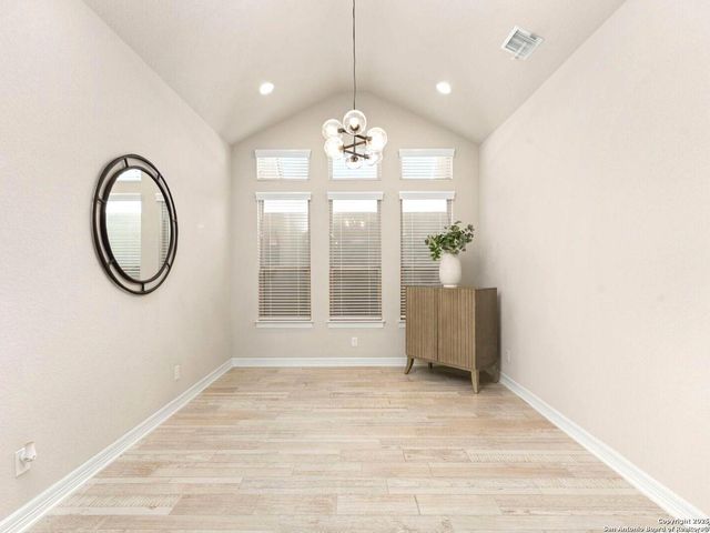 28845 Bluebottle, San Antonio, TX 78260