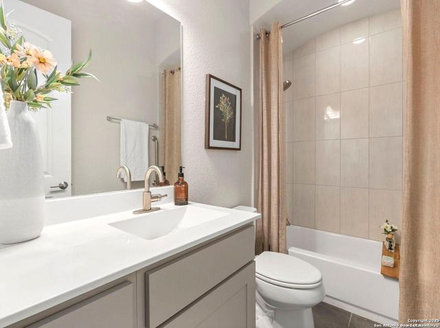 28845 Bluebottle, San Antonio, TX 78260