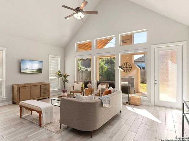 28845 Bluebottle, San Antonio, TX 78260