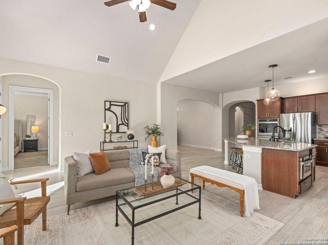 28845 Bluebottle, San Antonio, TX 78260