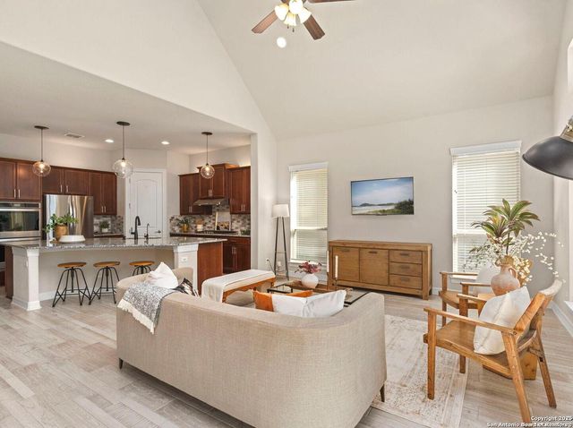 28845 Bluebottle, San Antonio, TX 78260