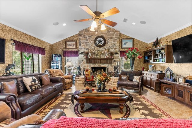 19042 Fm 2854 Road, Montgomery, TX 77316