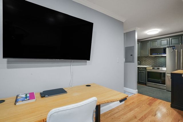 9 Appleton Street 208, Boston, MA 02118