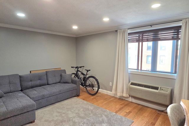 9 Appleton Street 208, Boston, MA 02118
