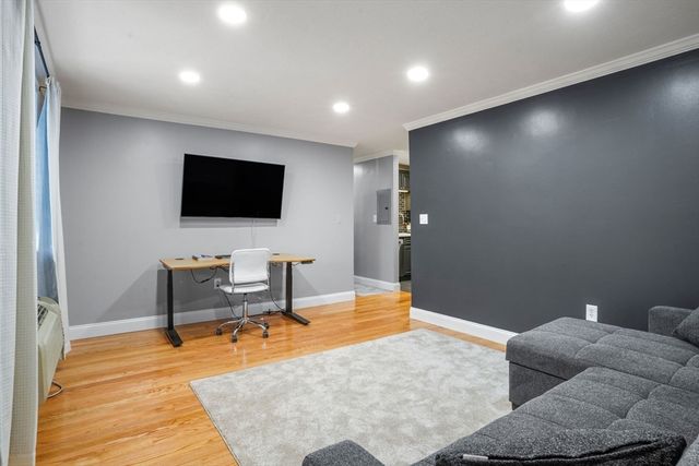 9 Appleton Street 208, Boston, MA 02118