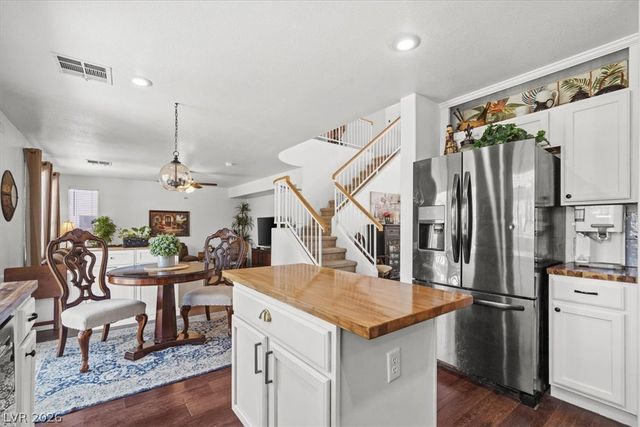 10328 Marc Kahre Avenue, Las Vegas, NV 89129