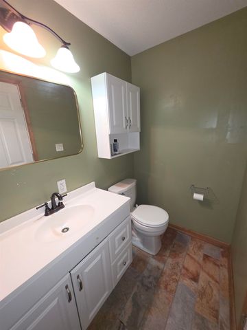 1800 E Ravena St, Park City, KS 67219