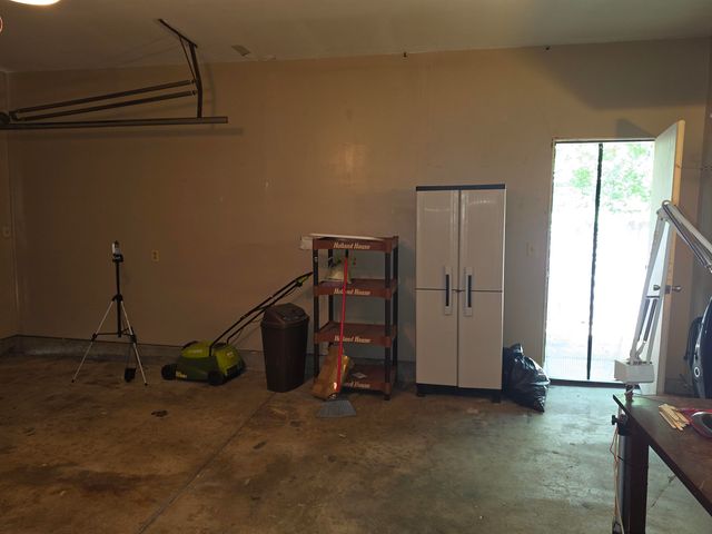 1800 E Ravena St, Park City, KS 67219