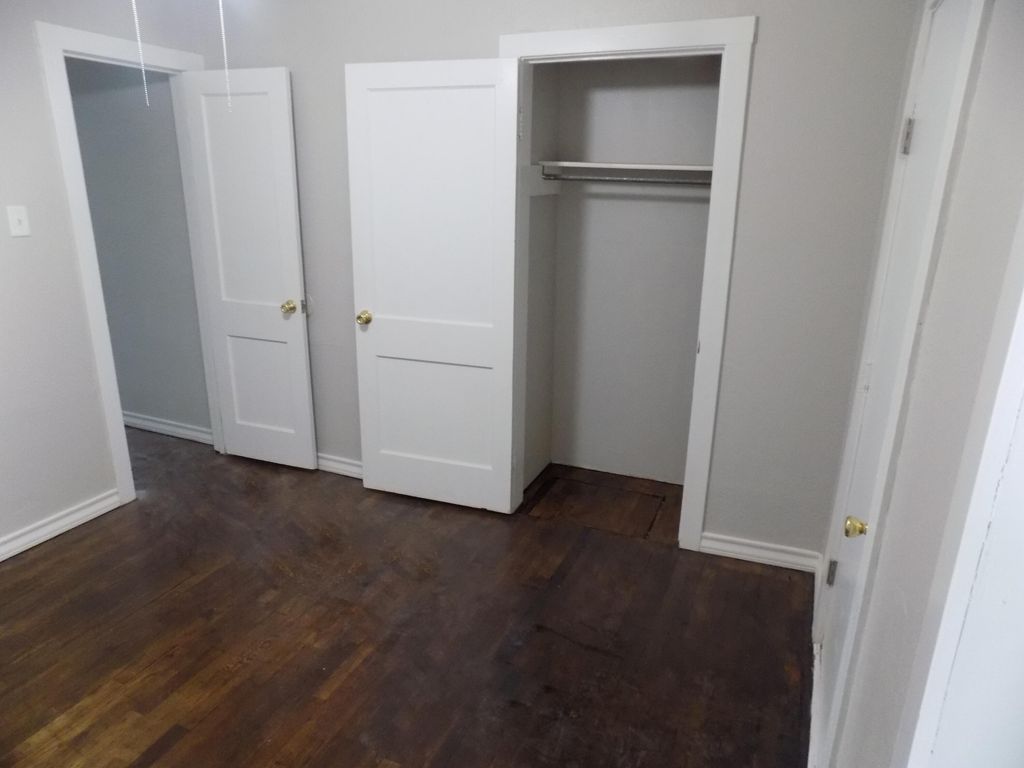Image 15 of property listing at 1815 W Avenue K, San Angelo, TX 76901