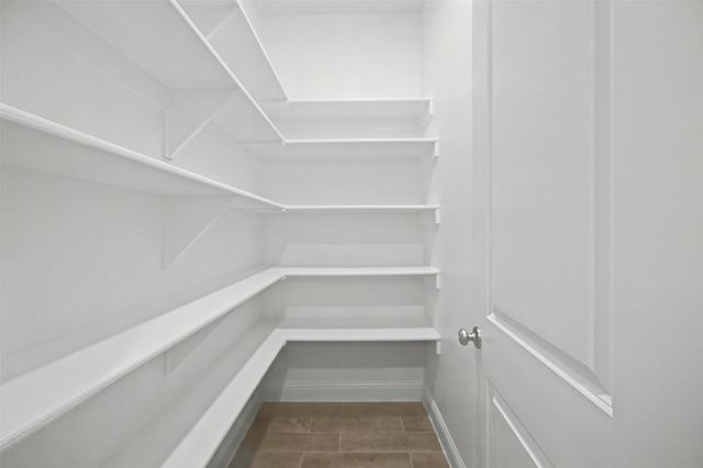 537 Hutchinson Lane, Lewisville, TX 75077