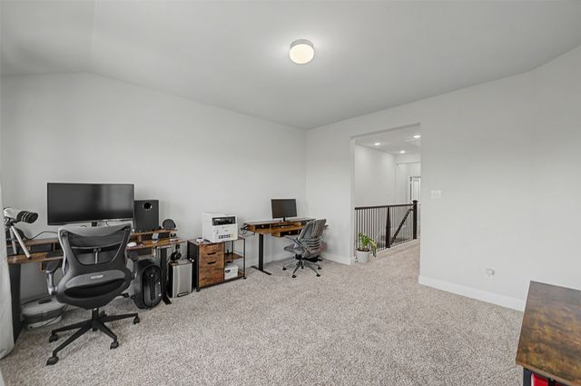 537 Hutchinson Lane, Lewisville, TX 75077