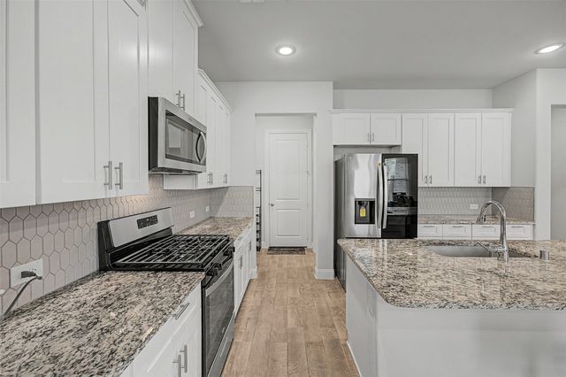 537 Hutchinson Lane, Lewisville, TX 75077