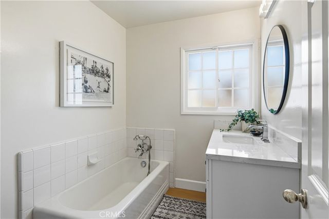 6440 E El Roble Street, Long Beach, CA 90815