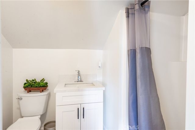 6440 E El Roble Street, Long Beach, CA 90815