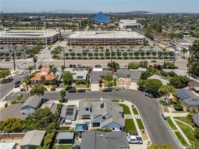 6440 E El Roble Street, Long Beach, CA 90815