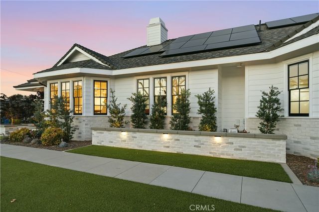 6440 E El Roble Street, Long Beach, CA 90815