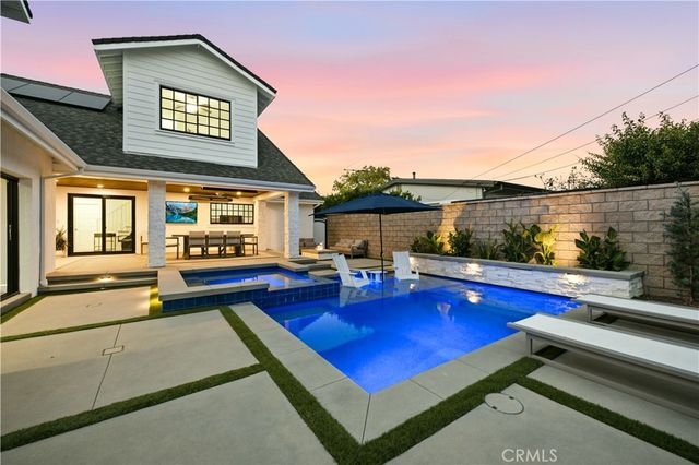 6440 E El Roble Street, Long Beach, CA 90815