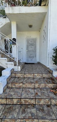 2546 S Bronson, Los Angeles, CA 90018