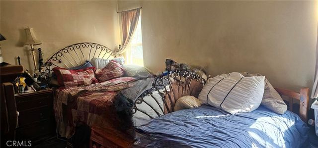 2546 S Bronson, Los Angeles, CA 90018