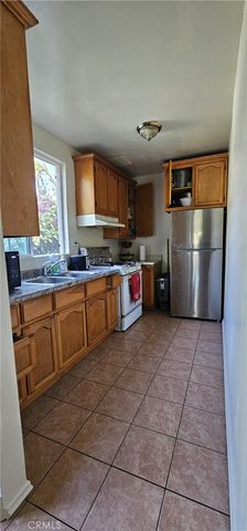 2546 S Bronson, Los Angeles, CA 90018
