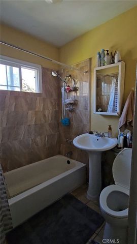 2546 S Bronson, Los Angeles, CA 90018