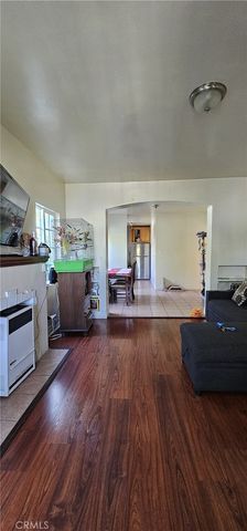 2546 S Bronson, Los Angeles, CA 90018