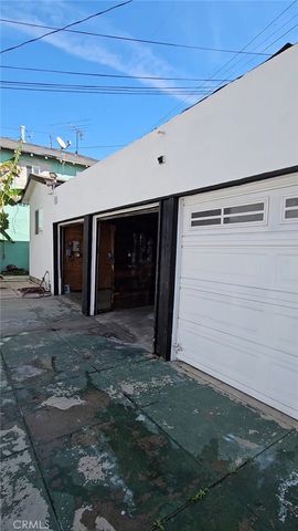 2546 S Bronson, Los Angeles, CA 90018