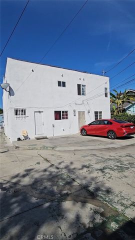 2546 S Bronson, Los Angeles, CA 90018