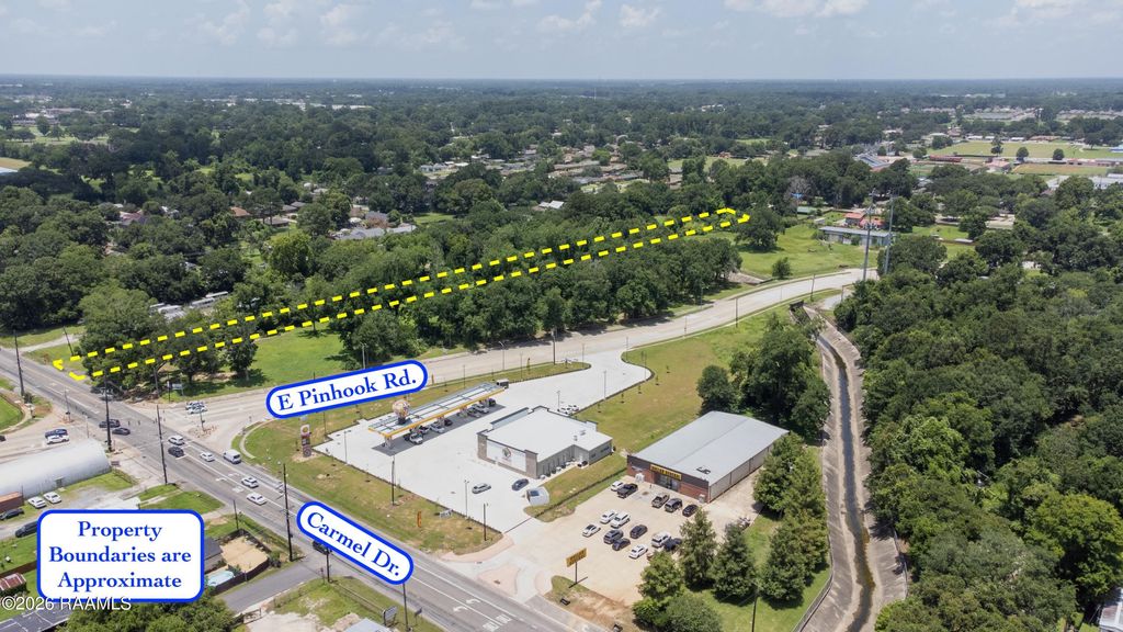 1005 Carmel Drive, Lafayette, LA 70501