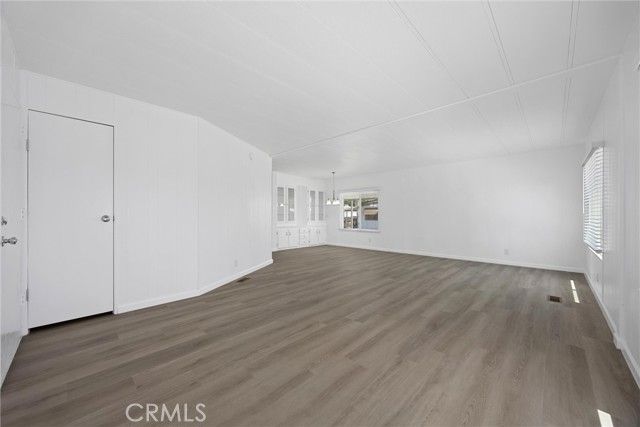 114 Cedarwood Lane, Bakersfield, CA 93308