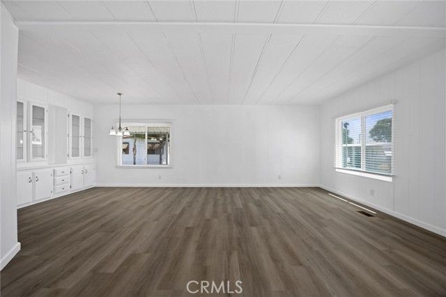 114 Cedarwood Lane, Bakersfield, CA 93308