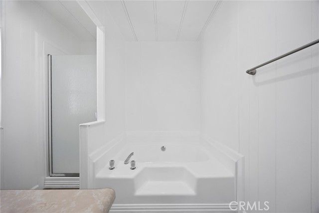 114 Cedarwood Lane, Bakersfield, CA 93308